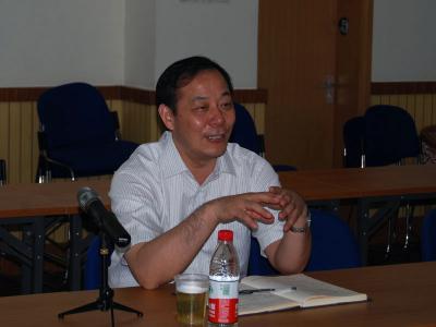 校党委书记杨贤金来亚洲无码av
调研